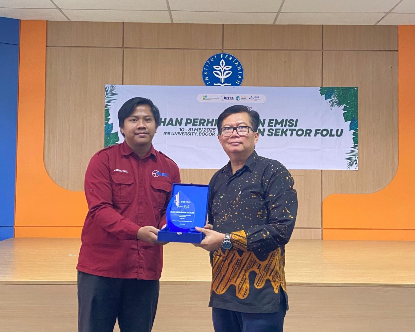 007ad1c5-bf7c-4847-b2c9-60865d7c9585